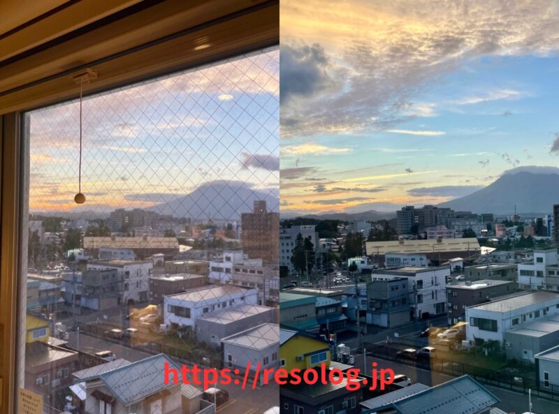 スーパーホテル弘前、客室内からの眺め。岩木山側。